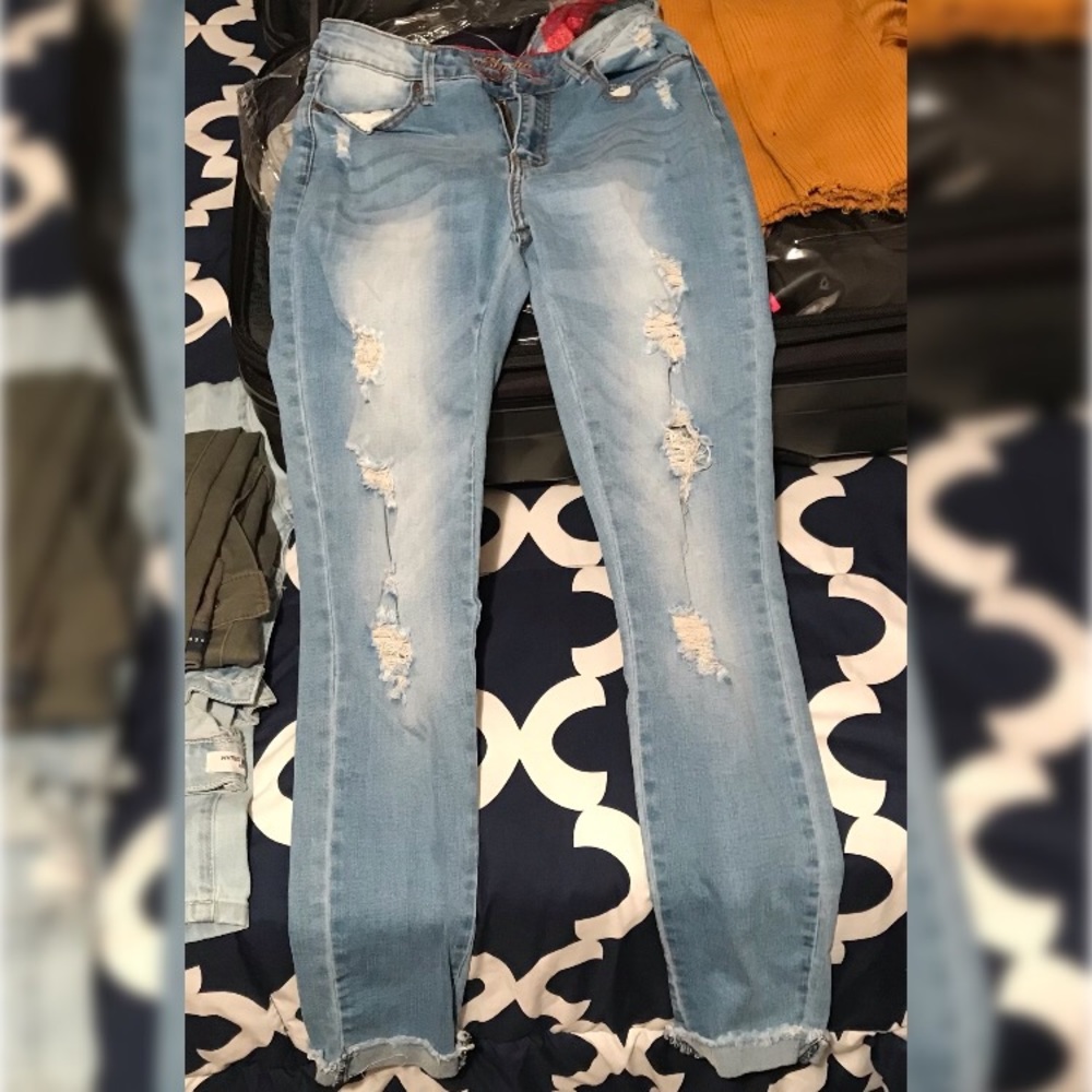 Ripped jeans